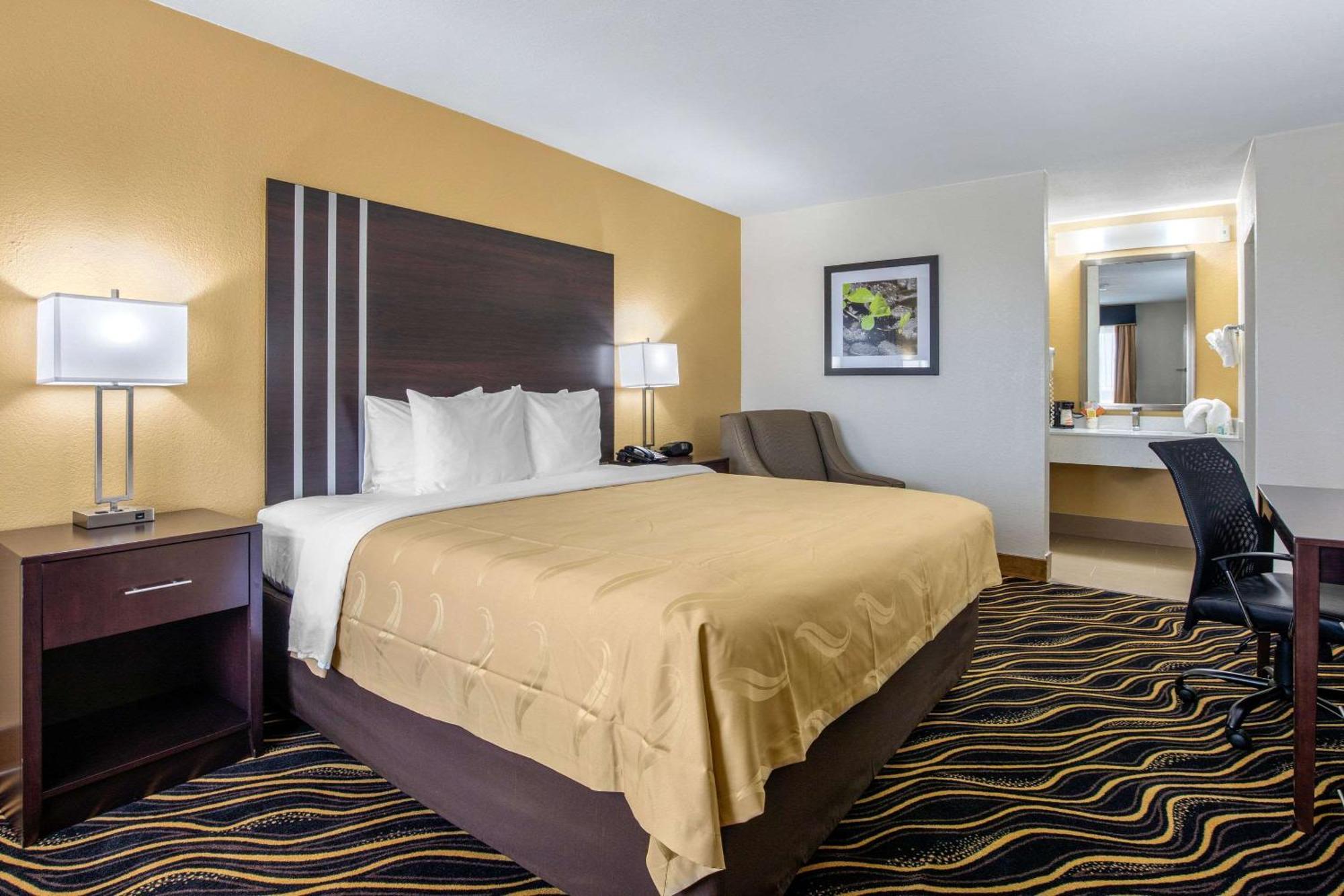 King Room - Accessible/Non-Smoking
